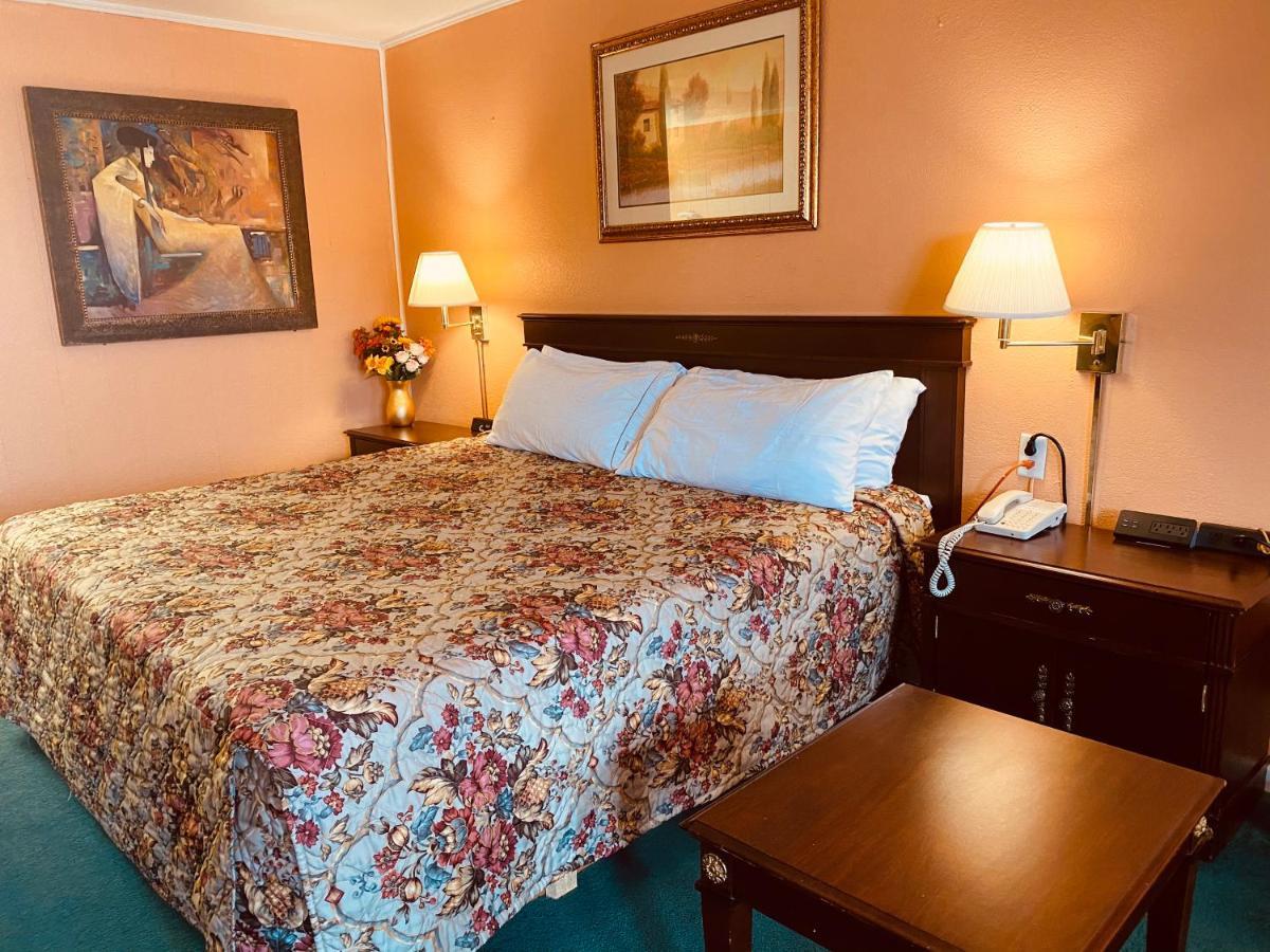 Gateway Inn Sullivan ภายนอก รูปภาพ